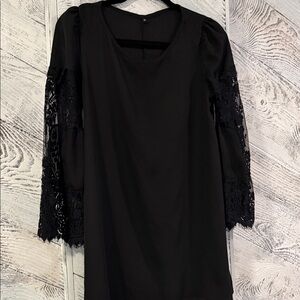SHEIN Black Lace Sleeve Top